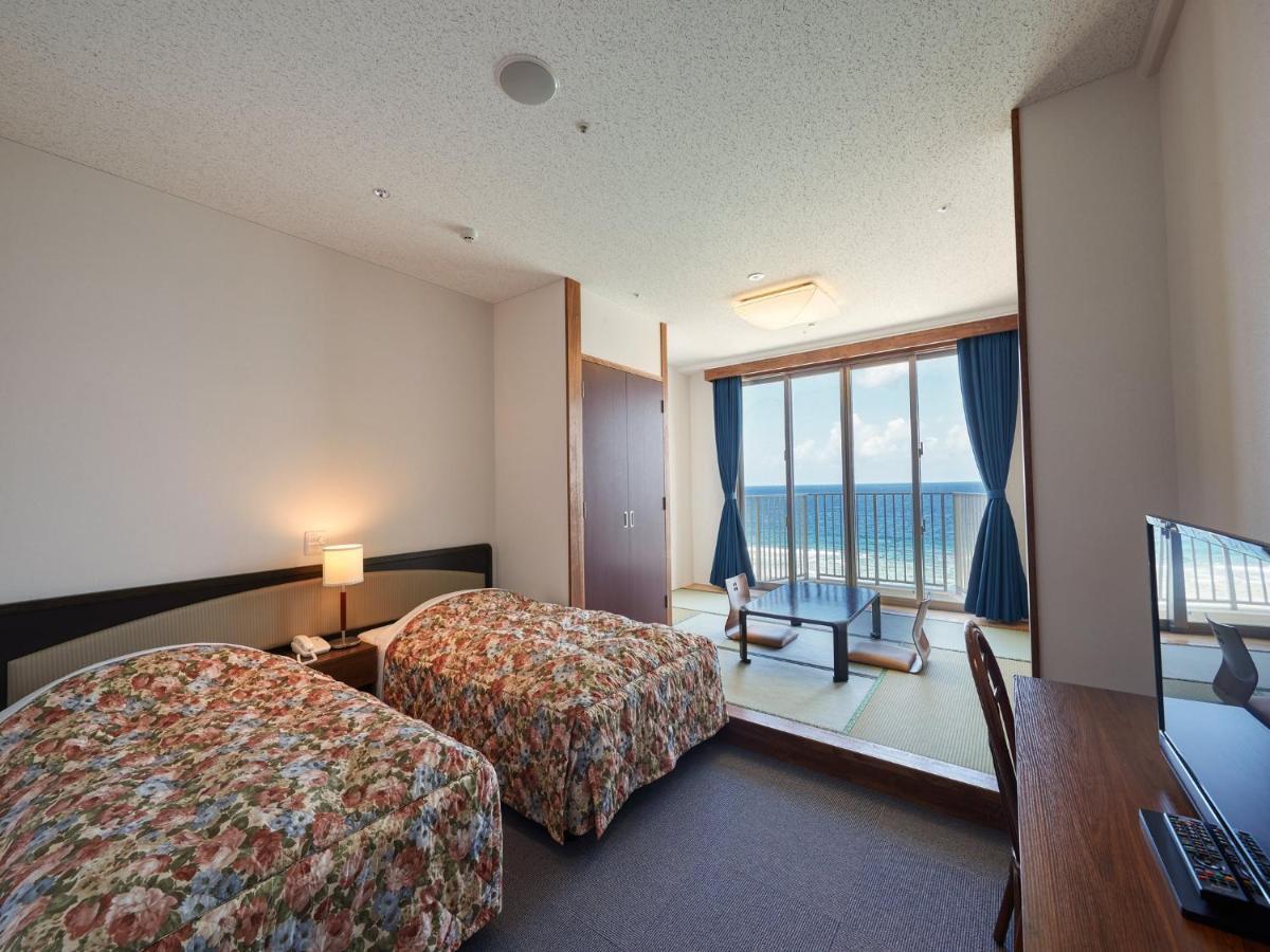 Hotel Miyuki Beach Onna Eksteriør bilde
