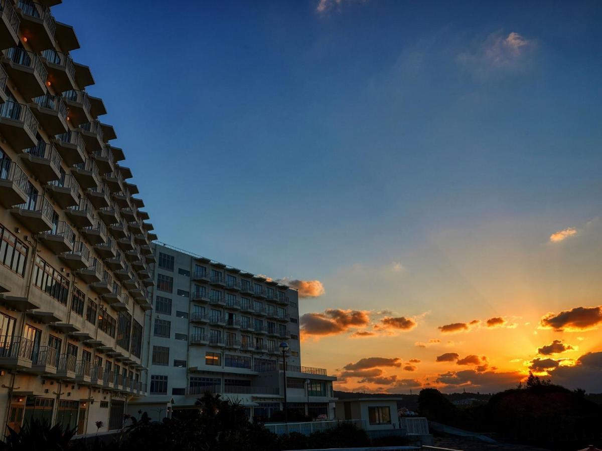 Hotel Miyuki Beach Onna Eksteriør bilde